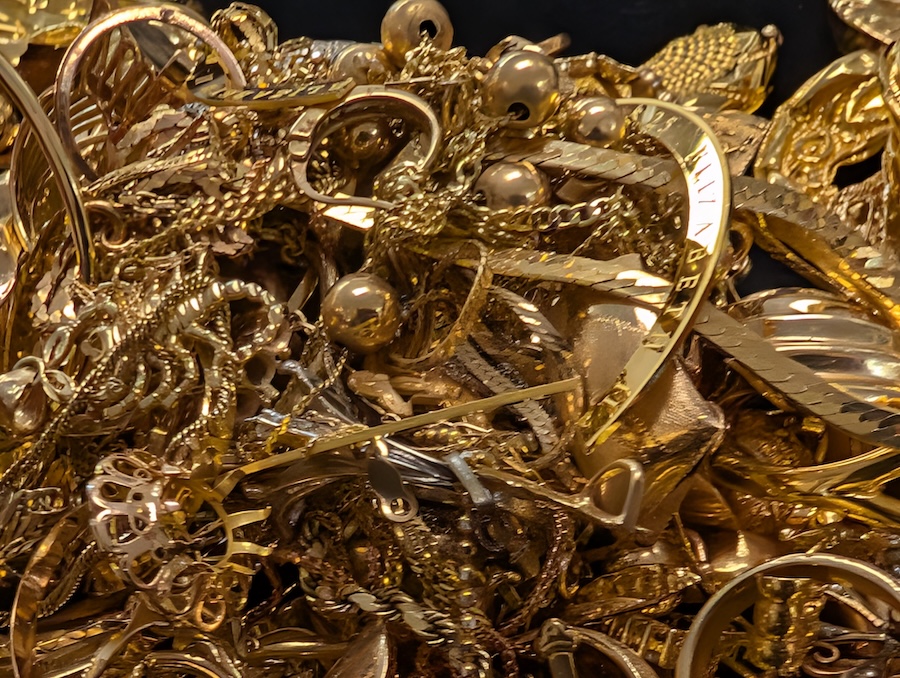 Trusted Gold Buyer in Lincoln Square Chicago