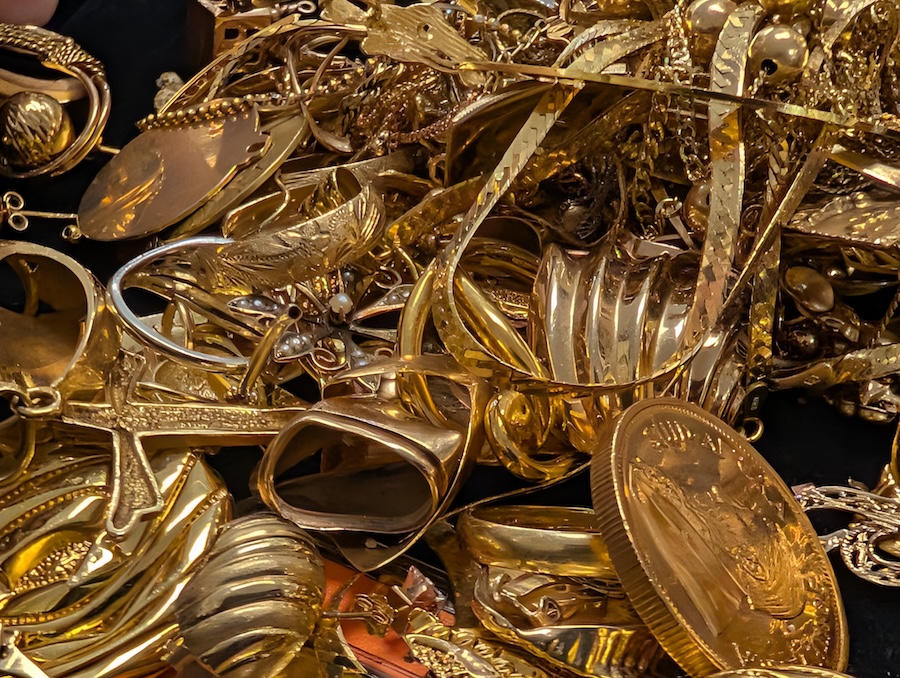 Trusted Gold Buyer Near O’Hare Chicago